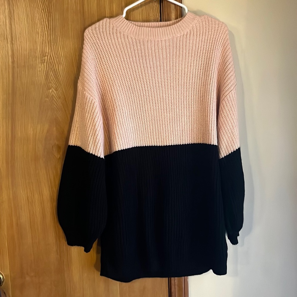 Color Block Bubble Sleeve Tunic Sweater